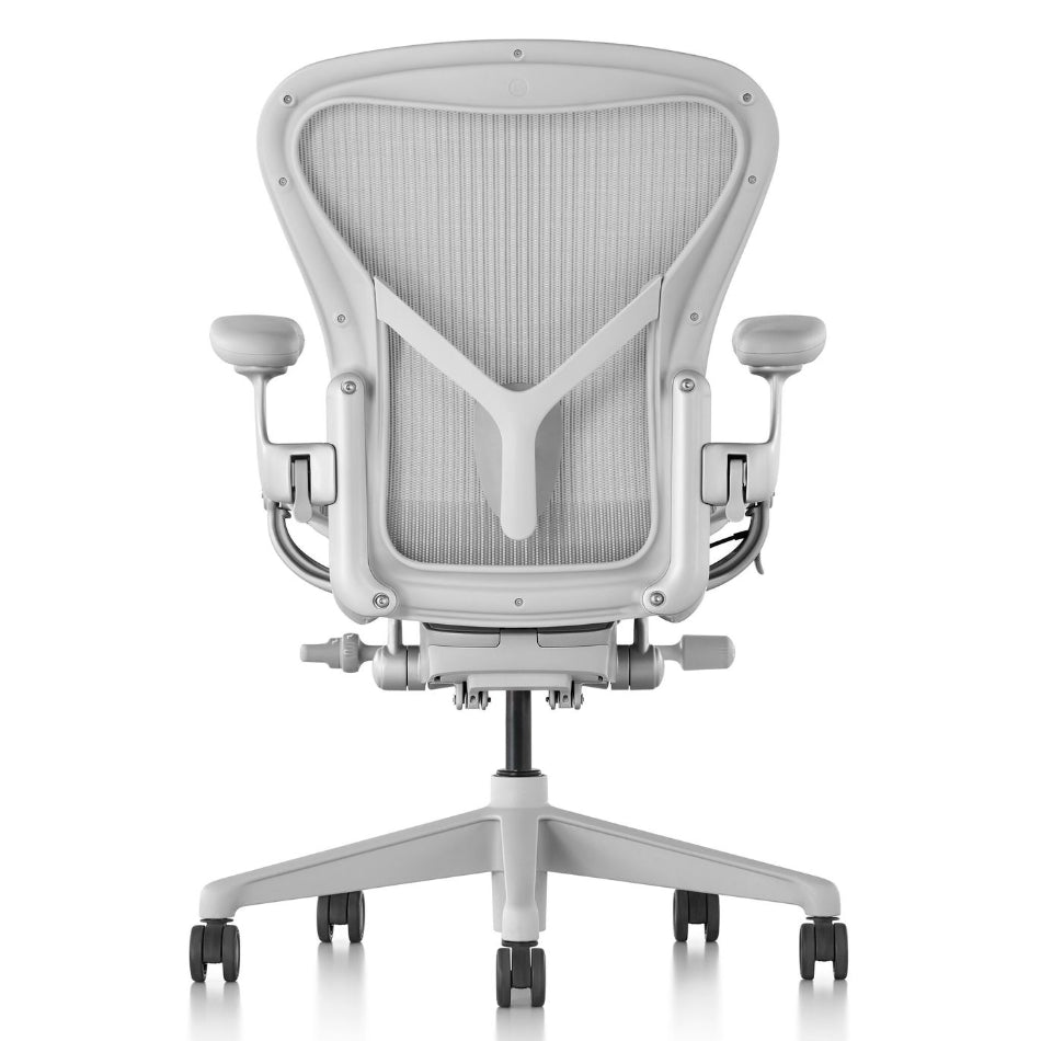 Herman Miller Aeron Remastered Minéral Remis à neuf