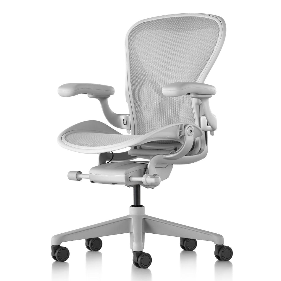 Herman Miller Aeron Remastered Minéral Remis à neuf
