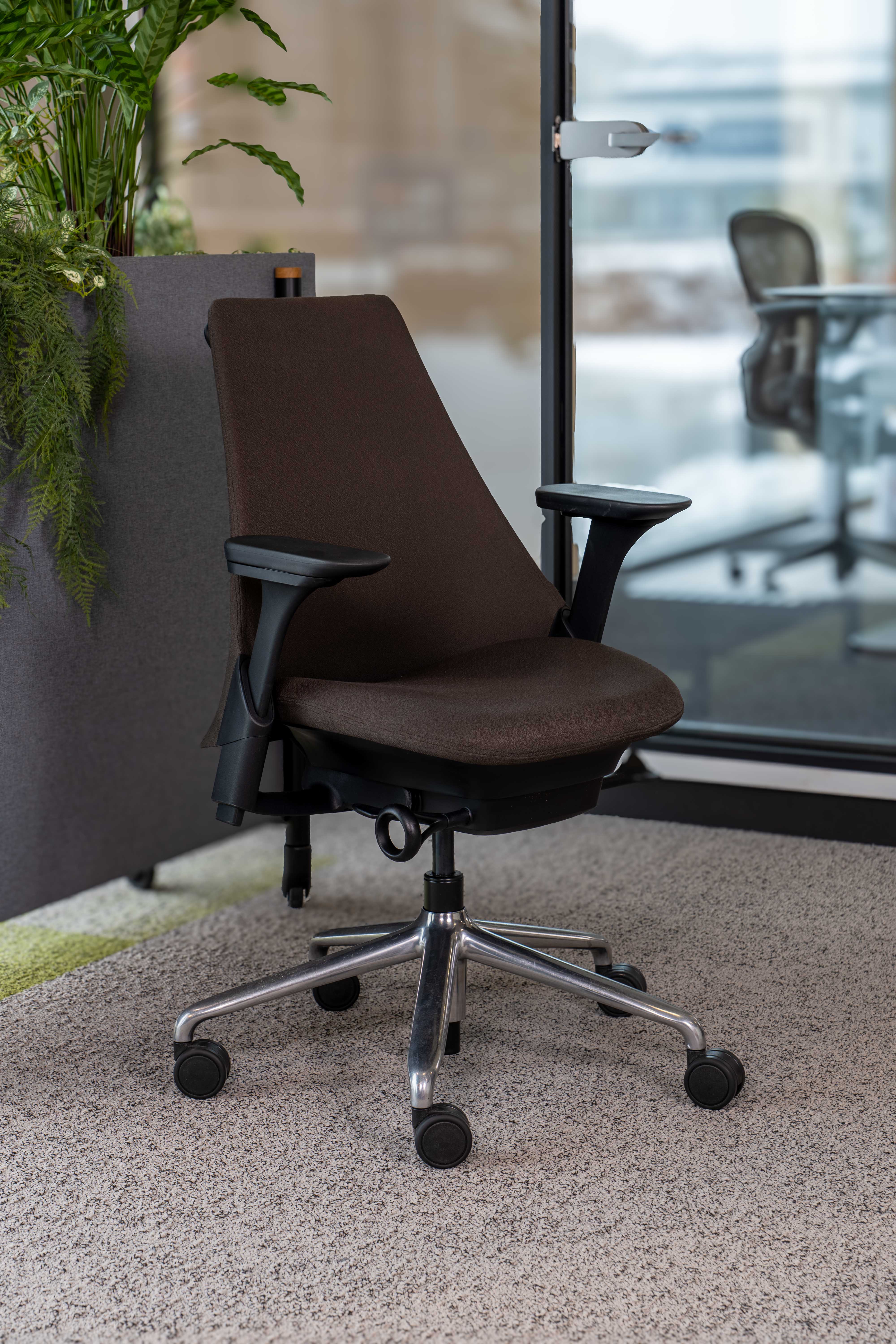 Herman Miller Sayl Refurbished