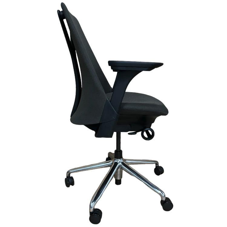 Herman Miller Sayl remis à neuf avec toutes les options